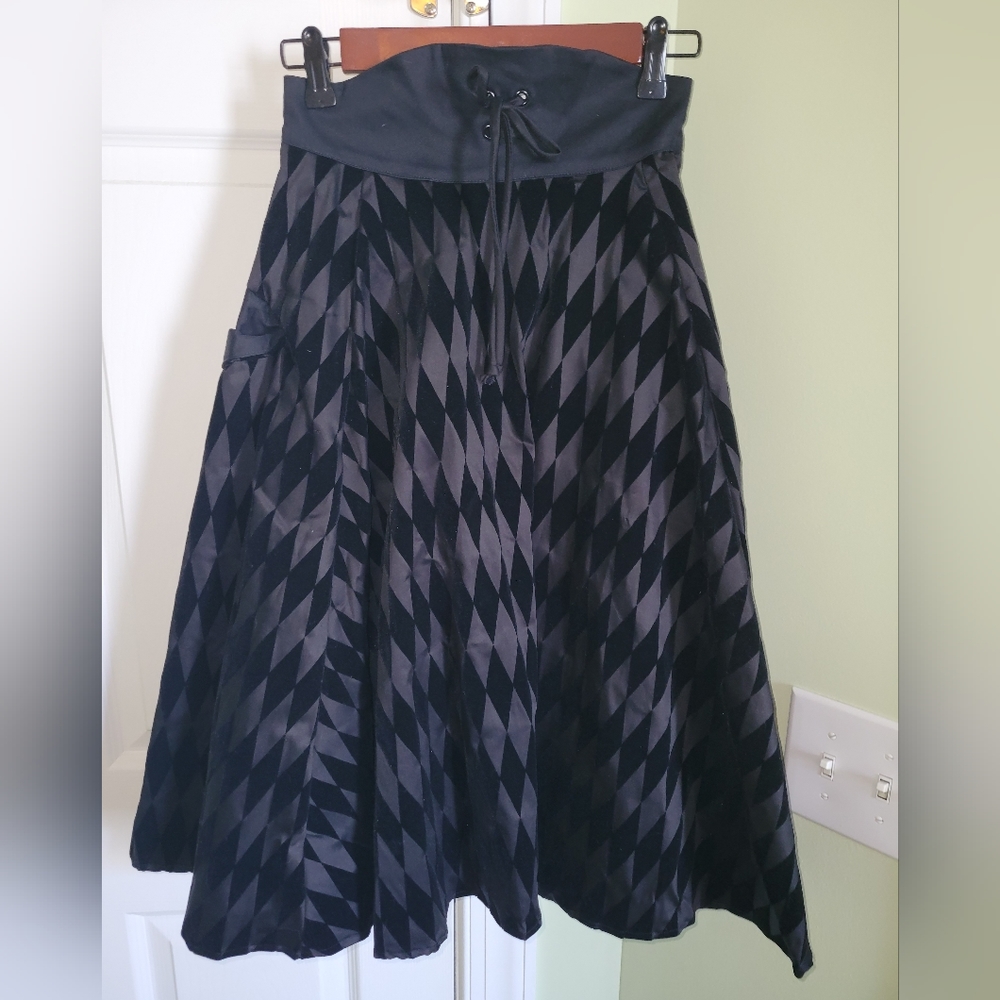 PUG NWT Black velvet flocked harlequin skirt sz small